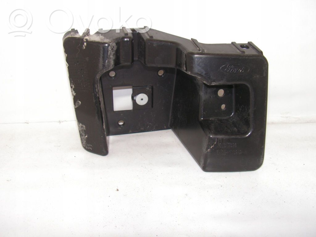 Rear bumper mounting bracket   EM2B17D949N,17D949,EM2B17D949N
