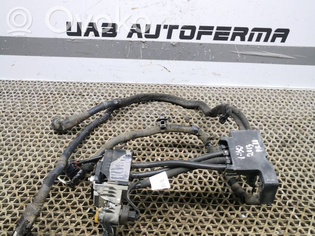 Hyundai i30 Cable positivo (batería) 