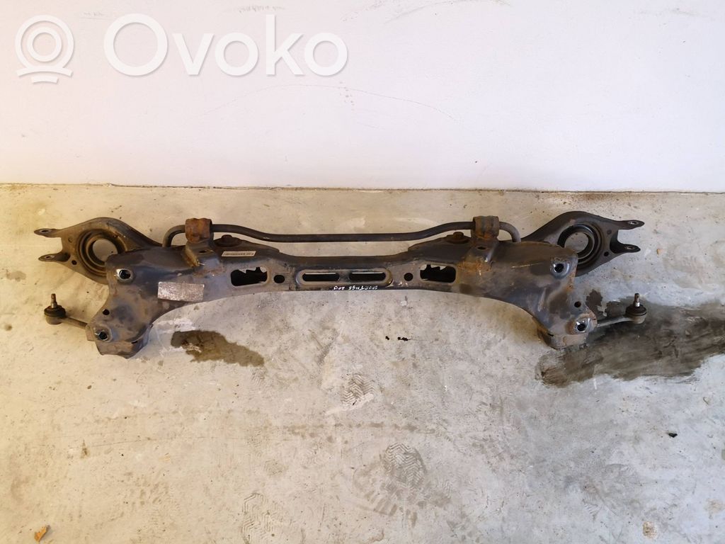 KIA Sportage Belka osi tylnej 