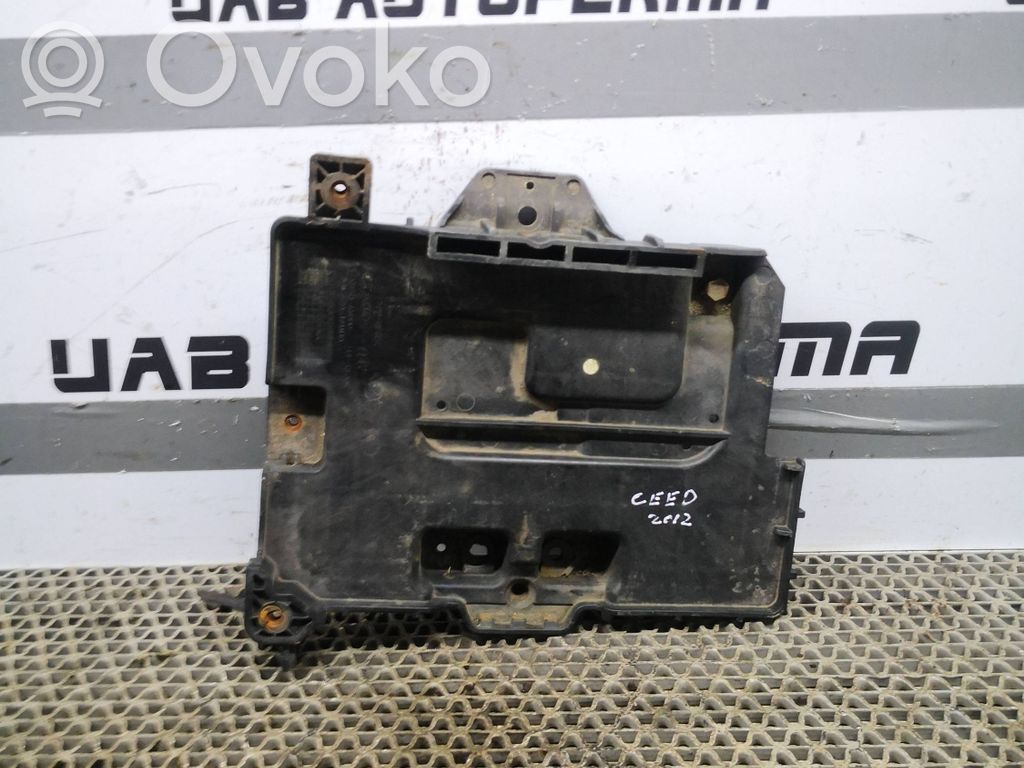 KIA Ceed Battery tray 