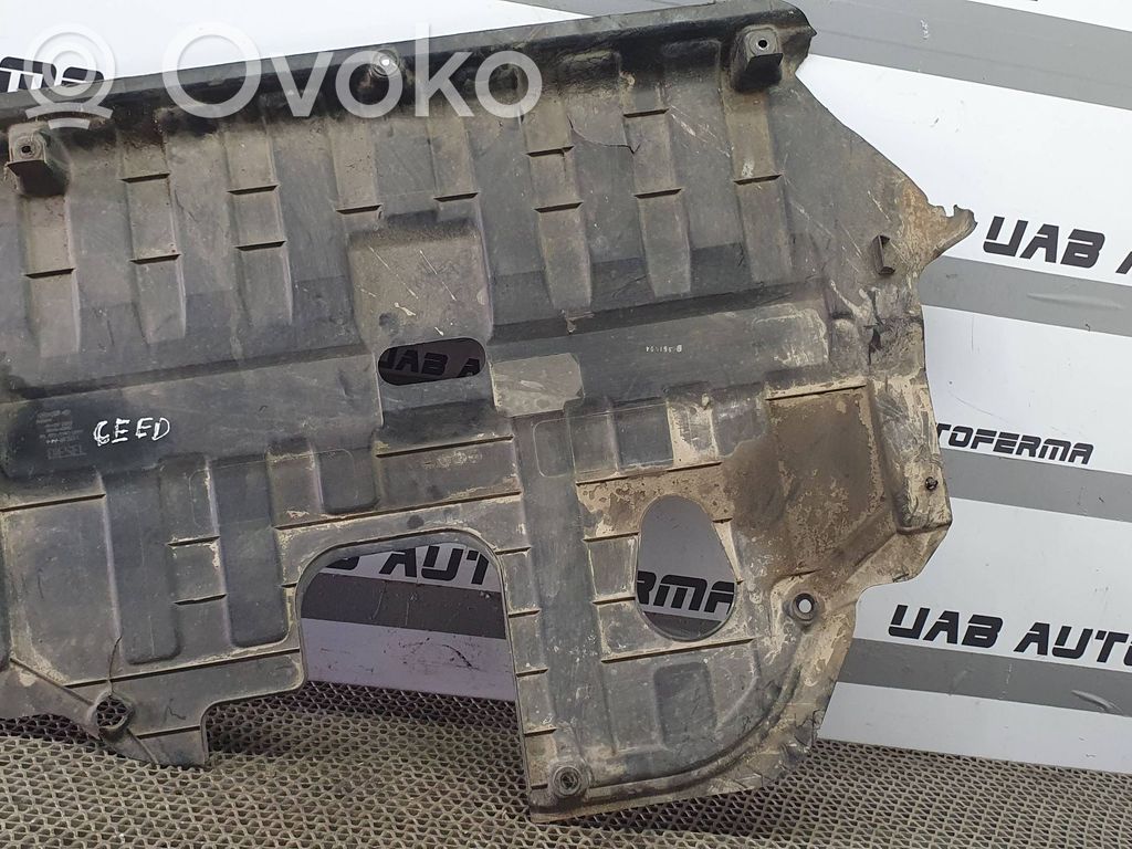 KIA Ceed Engine splash shield/under tray 