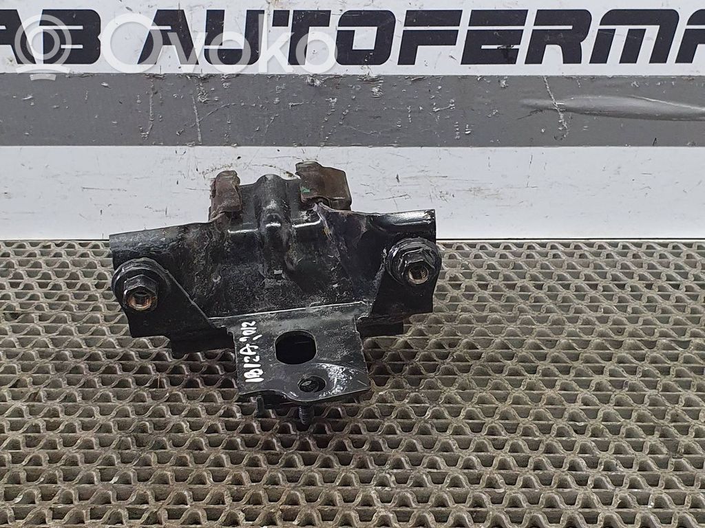 Seat Ibiza IV (6J,6P) Engine mount bracket 