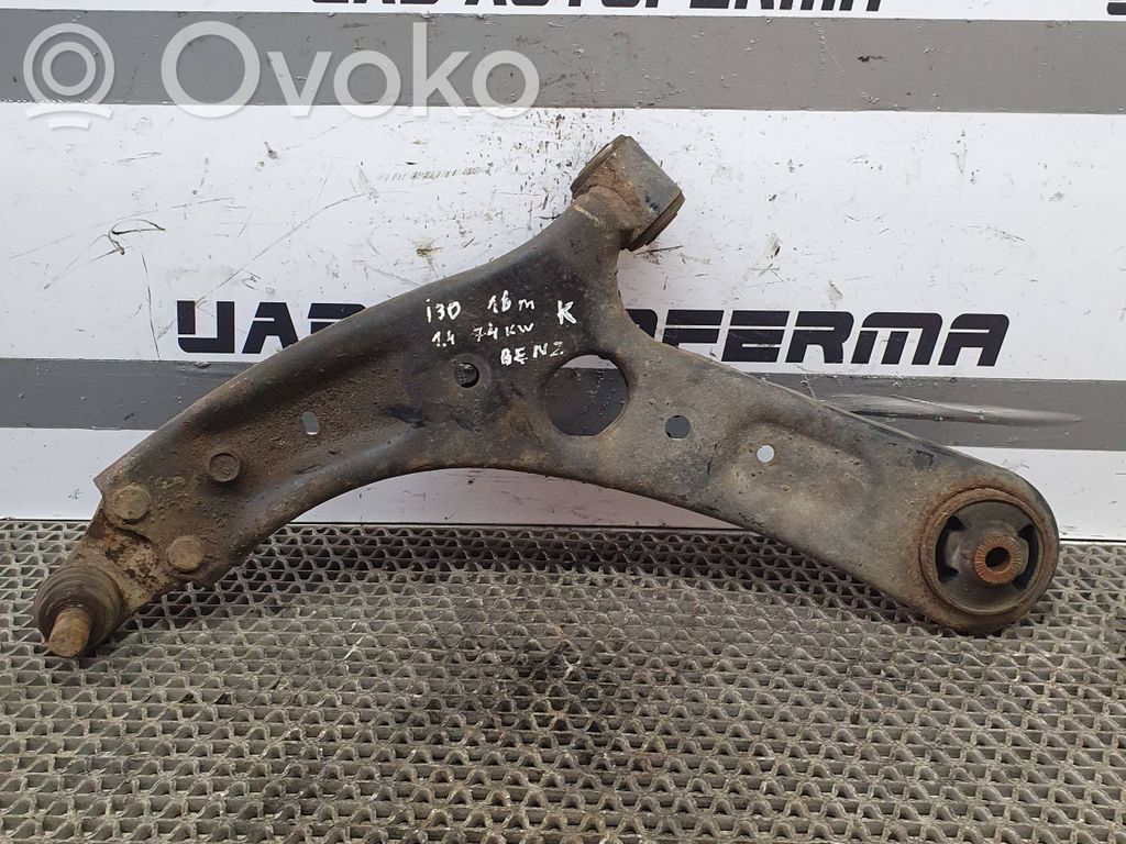 Hyundai i30 Front lower control arm/wishbone 