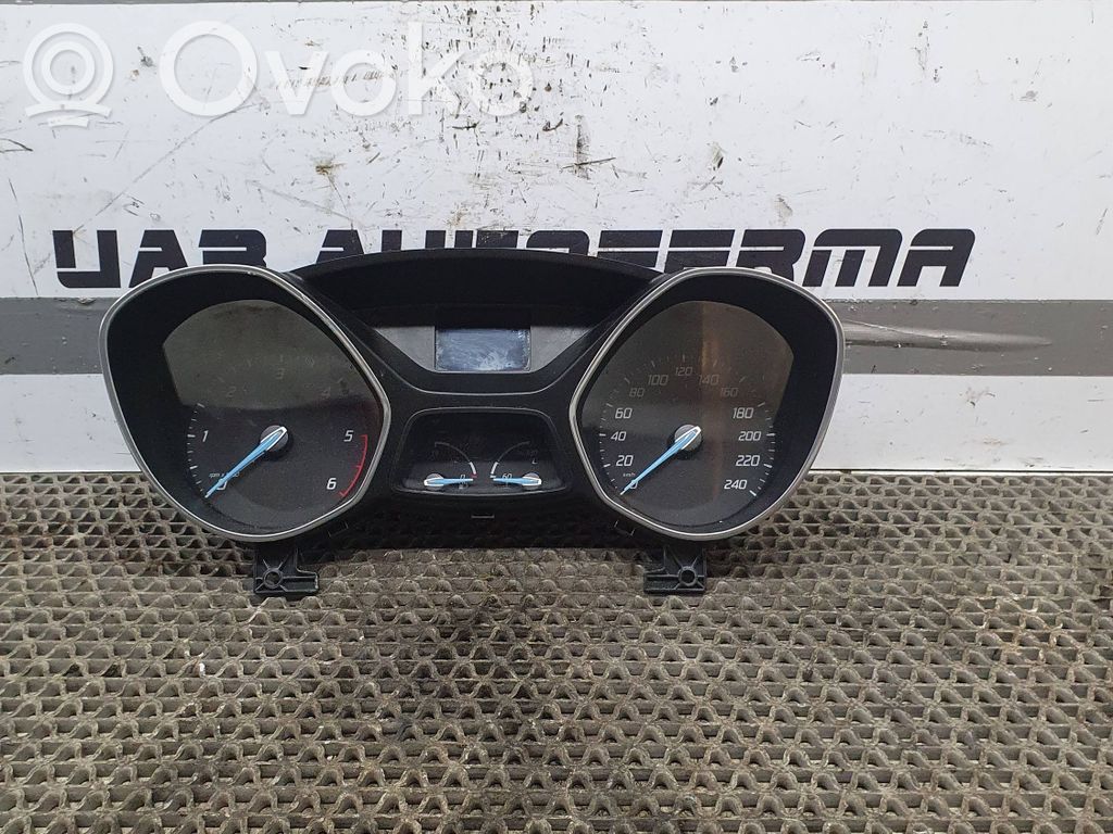 Ford Focus Geschwindigkeitsmesser Cockpit 