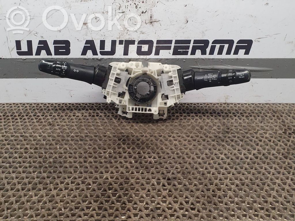 Mitsubishi Outlander Rokturu komplekts 