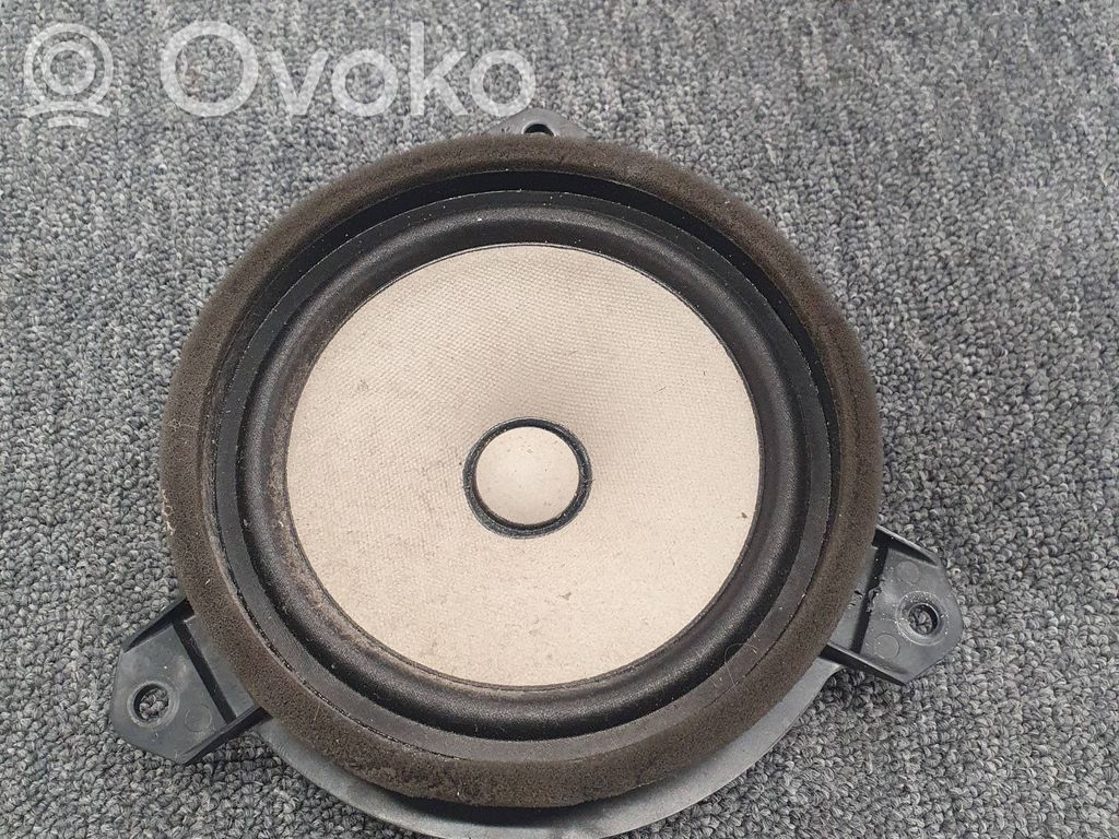 Toyota RAV 4 (XA40) Altoparlante portiera anteriore 
