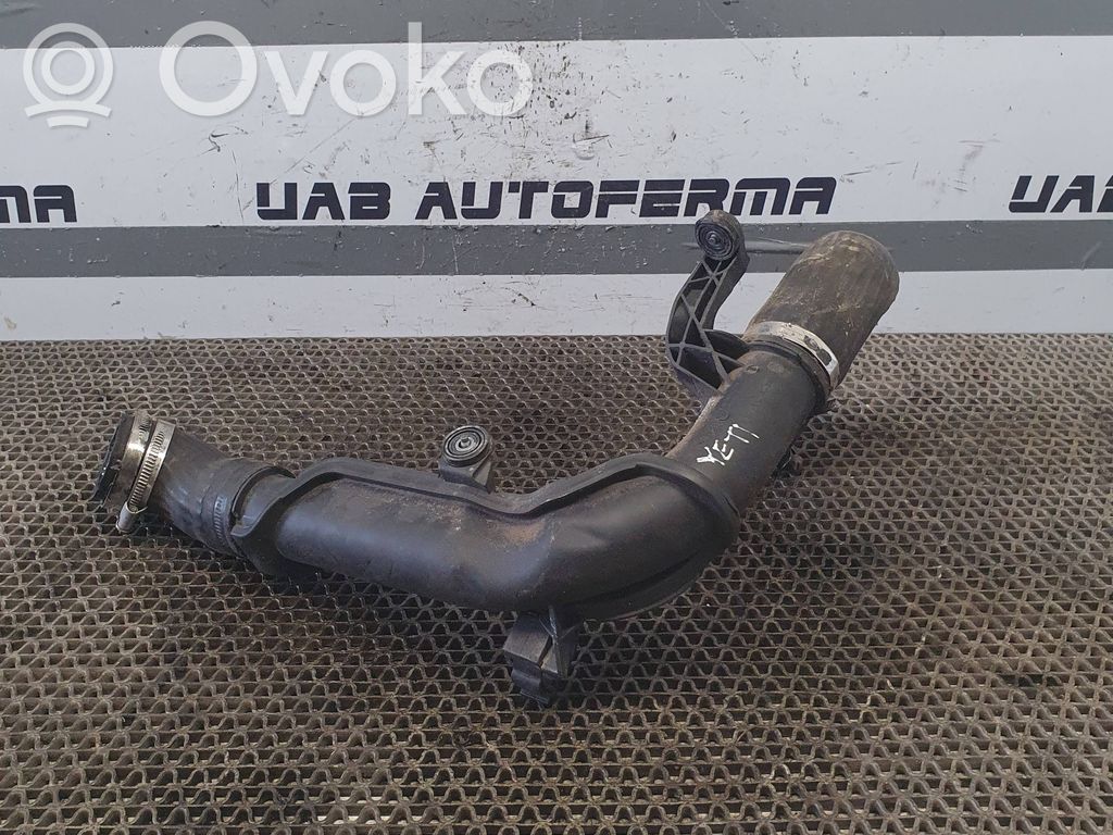 Skoda Yeti (5L) Intercooler hose/pipe 