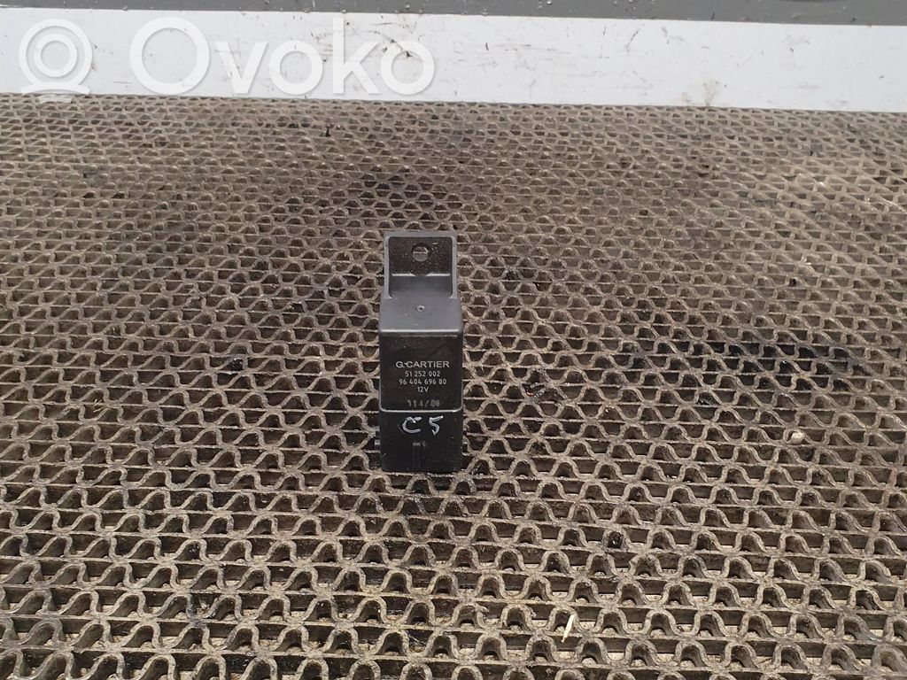 Citroen C5 Hehkutulpan esikuumennuksen rele 