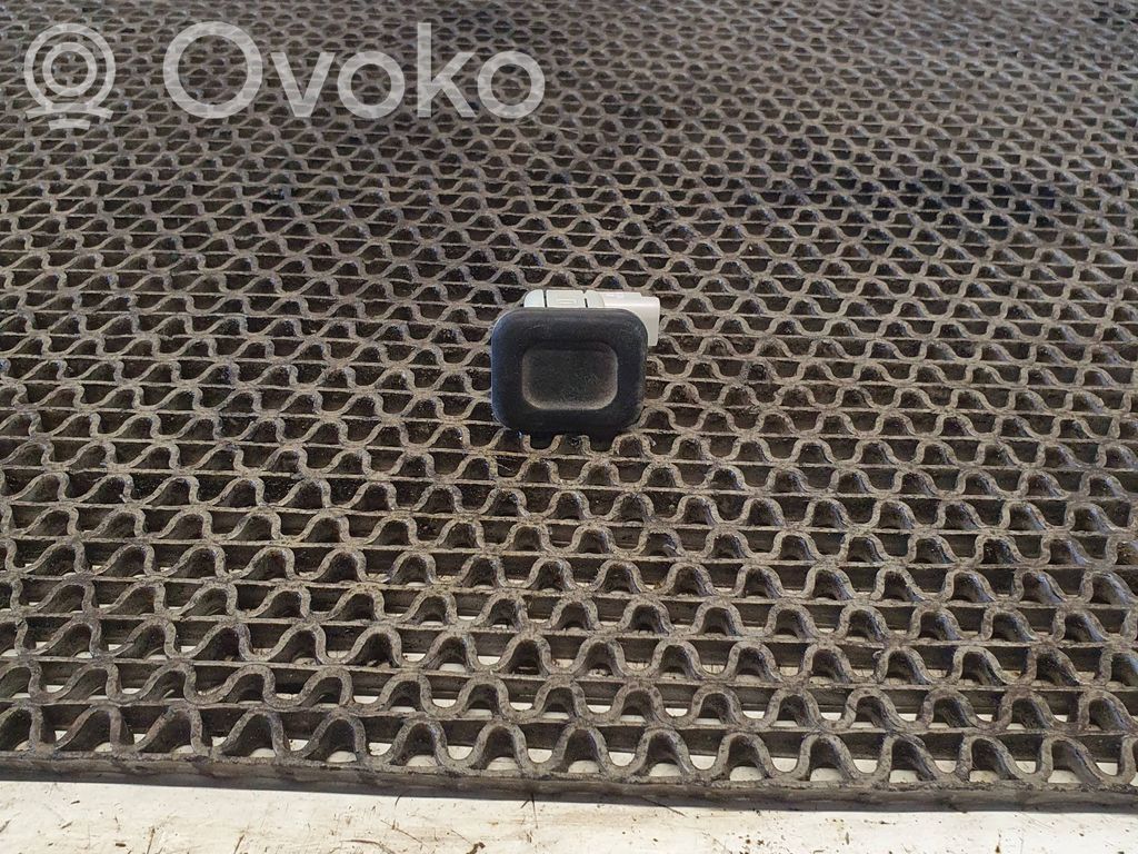 Citroen C4 II Picasso Tailgate/boot open switch button 