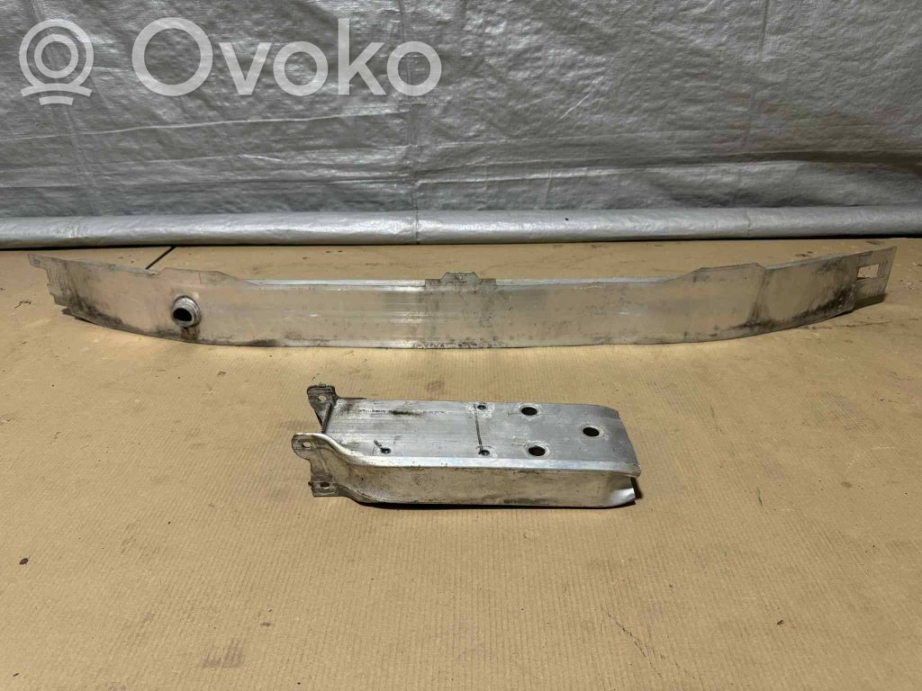 BMW 3 F30 F35 F31 Belka zderzaka przedniego 