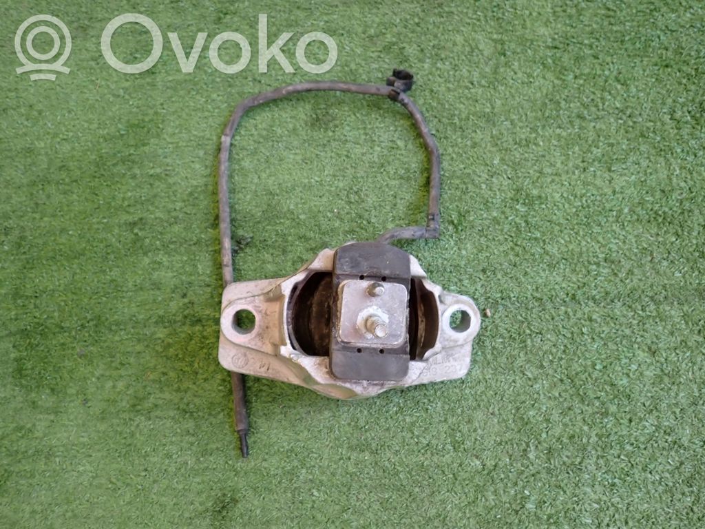 Engine mount bracket   AA111802,HK836A003FD