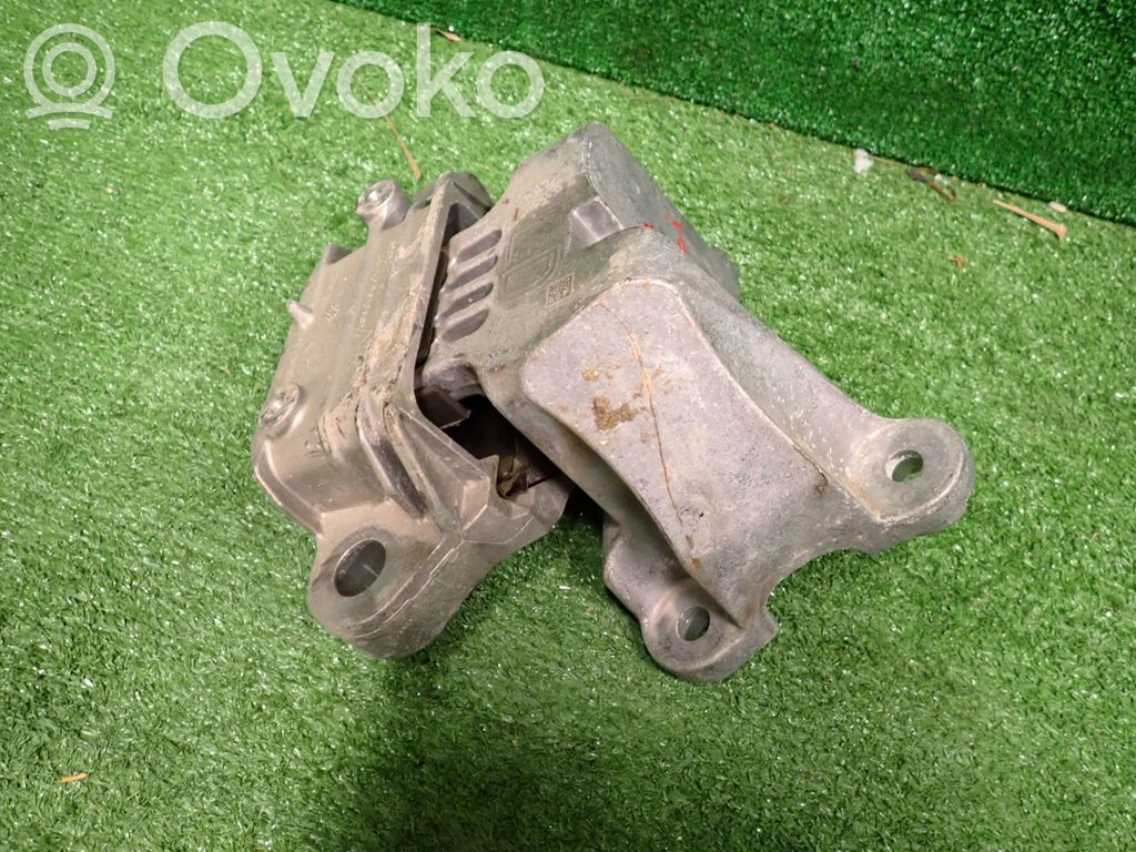 Ford Kuga III Engine mount bracket 