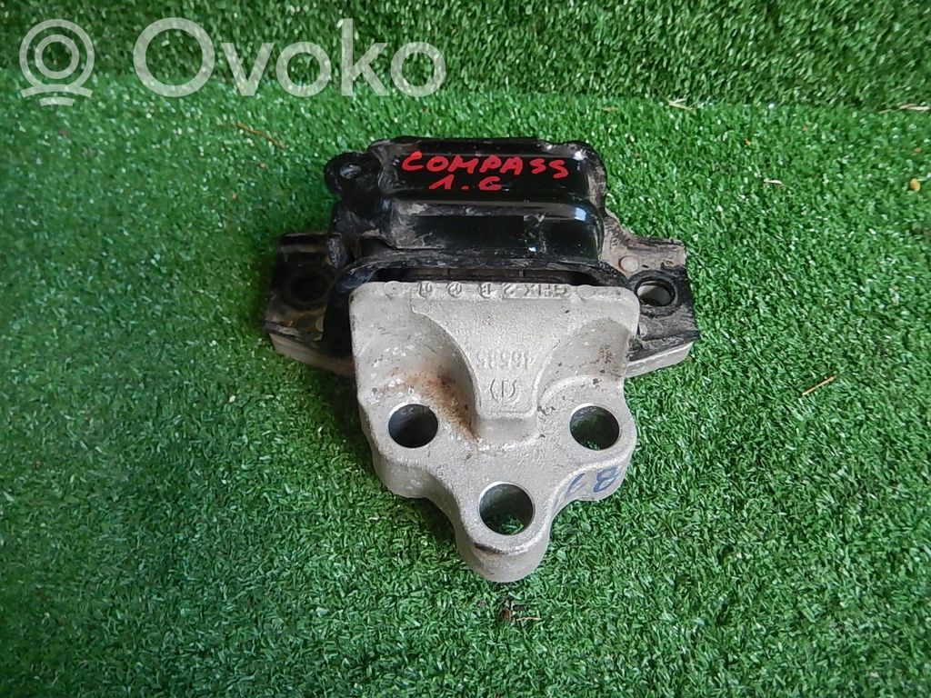 Jeep Compass Engine mount bracket 