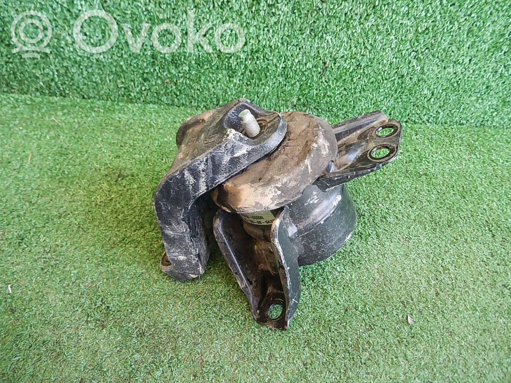 Hyundai Tucson TL Engine mount bracket 