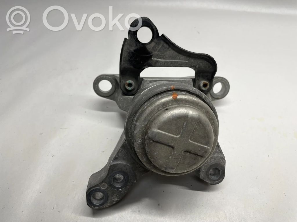 Ford Fusion Engine mount bracket 
