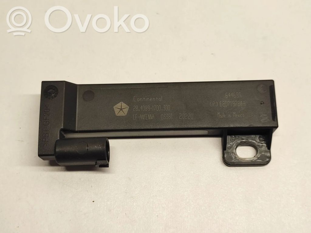 Antenne des Keyless-Systems   68071978AA