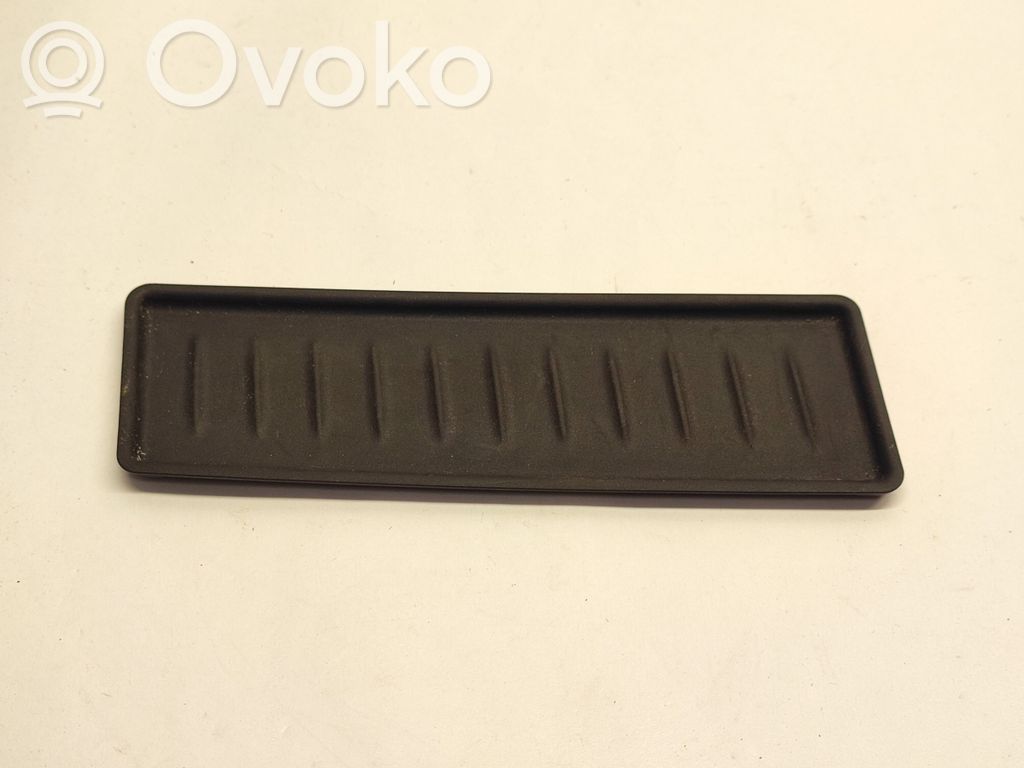 BMW 2 F45 Wkładka schowka tunelu środkowego 