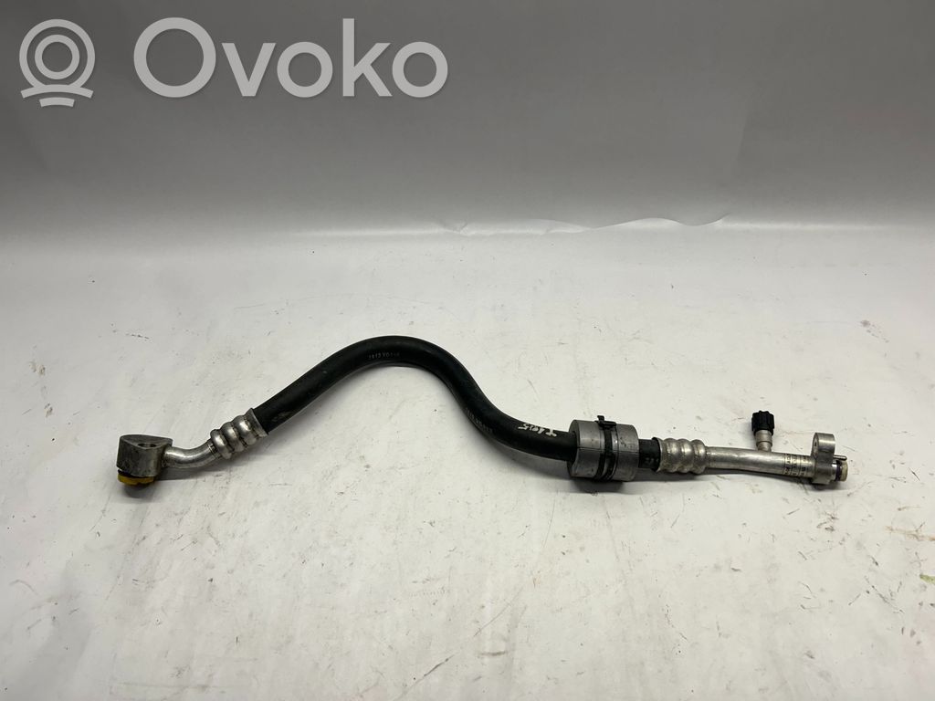 BMW 2 F22 F23 Ilmastointilaitteen putki (A/C) 