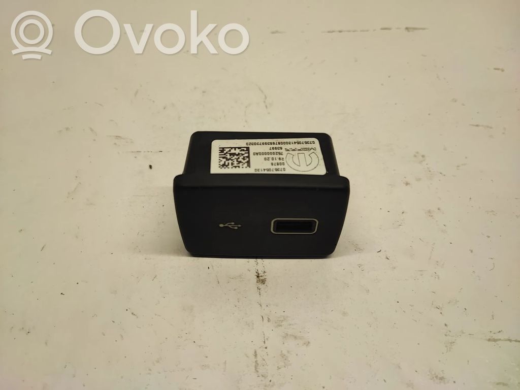 Fiat Doblo Enchufe conector USB 