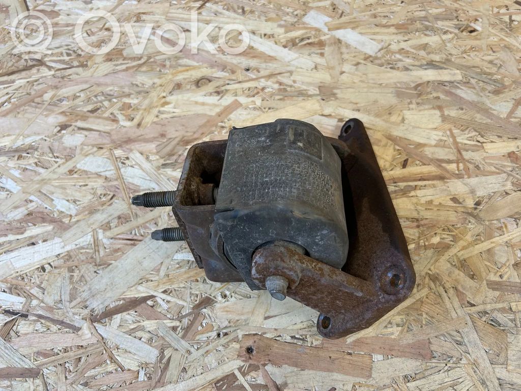Ford F150 Engine mount bracket 