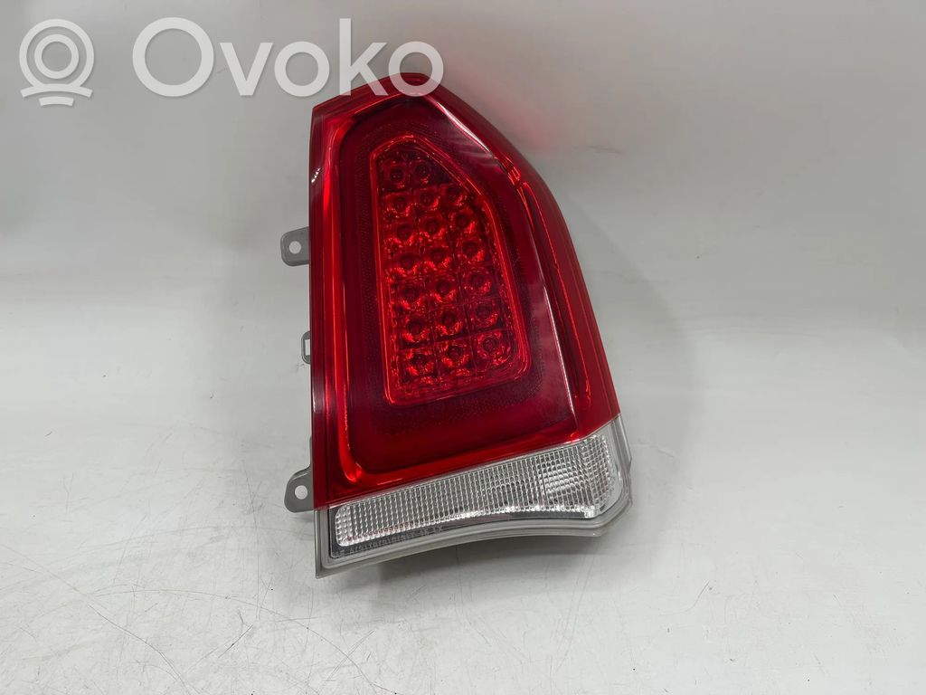 Takavalot   68196290AC,P68196290AC