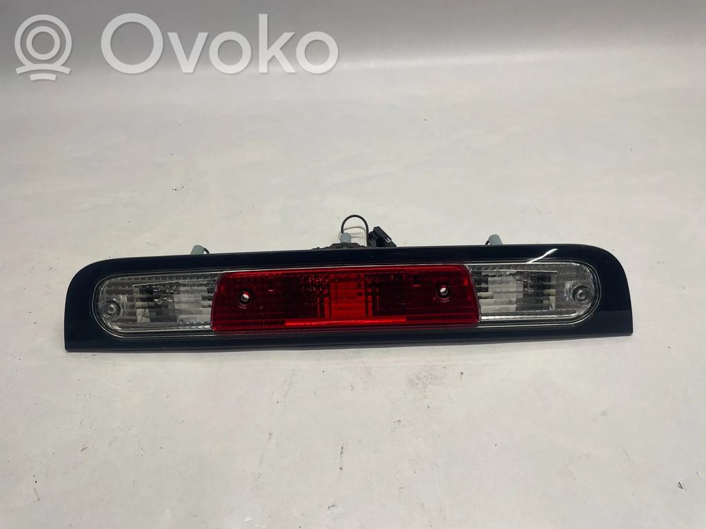 Dodge RAM Kolmas/lisäjarruvalo 