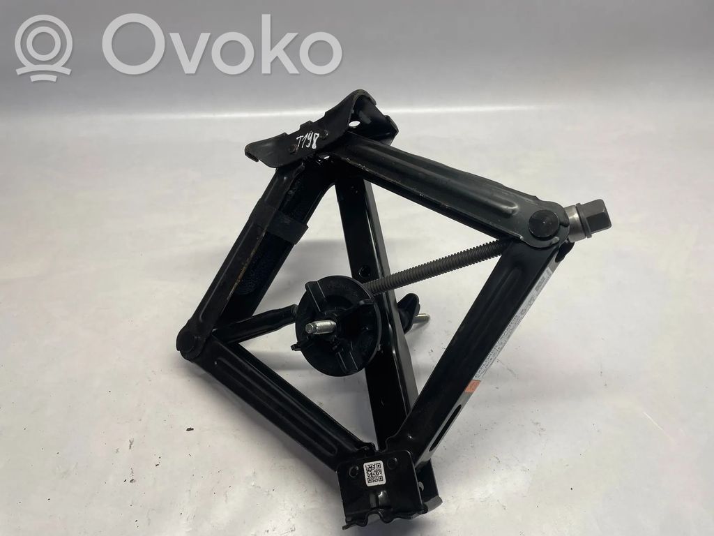 Ford Explorer VI Lift Jack 