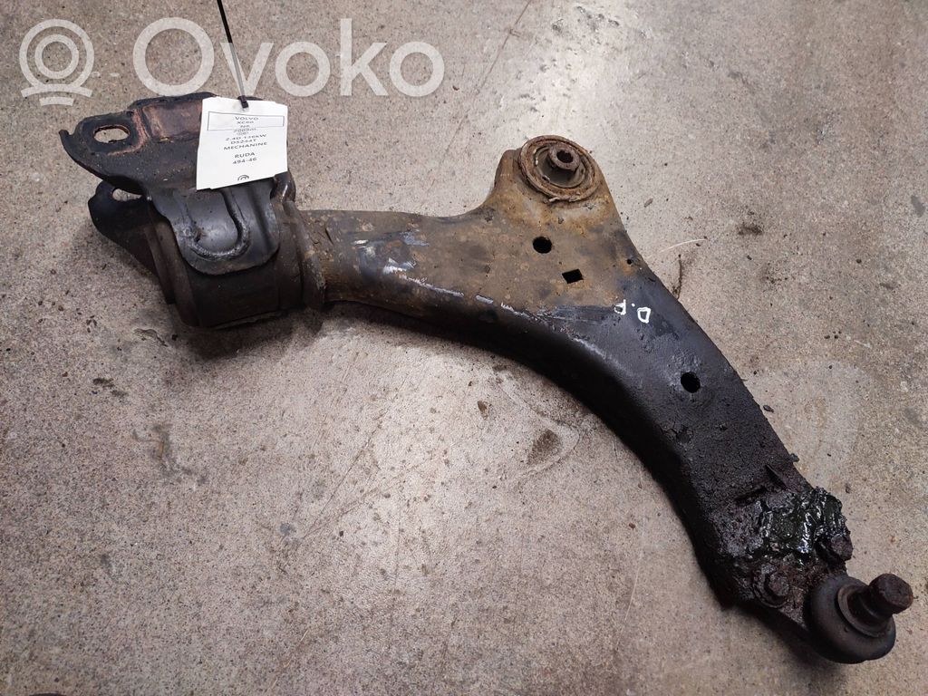 Volvo XC60 Front lower control arm/wishbone 