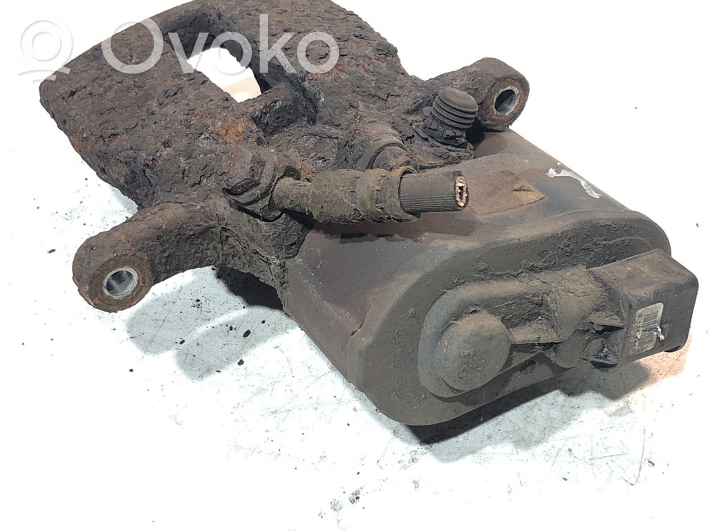 Volvo XC60 Takajarrusatula 