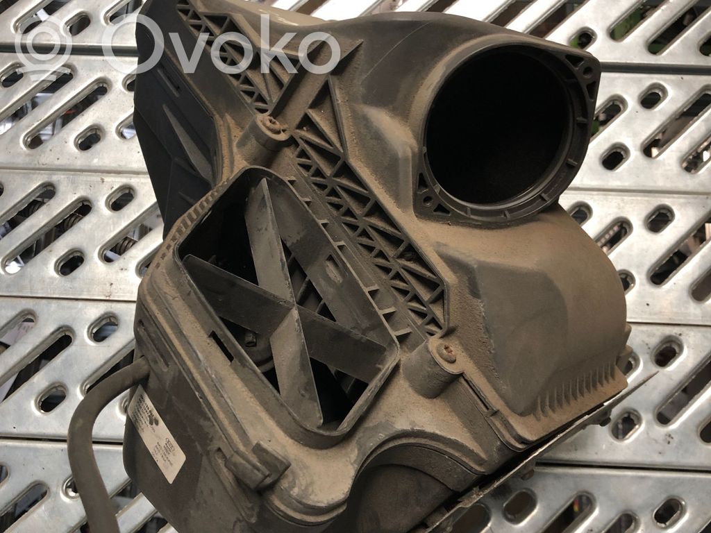Audi A4 S4 B8 8K Air filter box 
