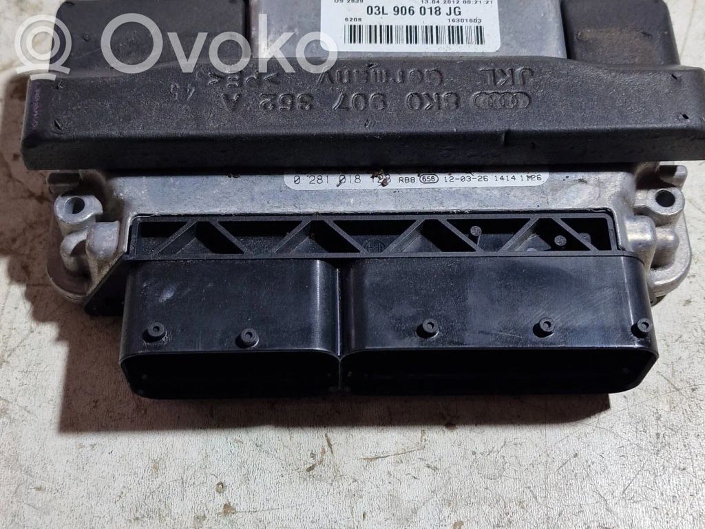 Audi A5 Sportback 8TA Engine control unit/module 