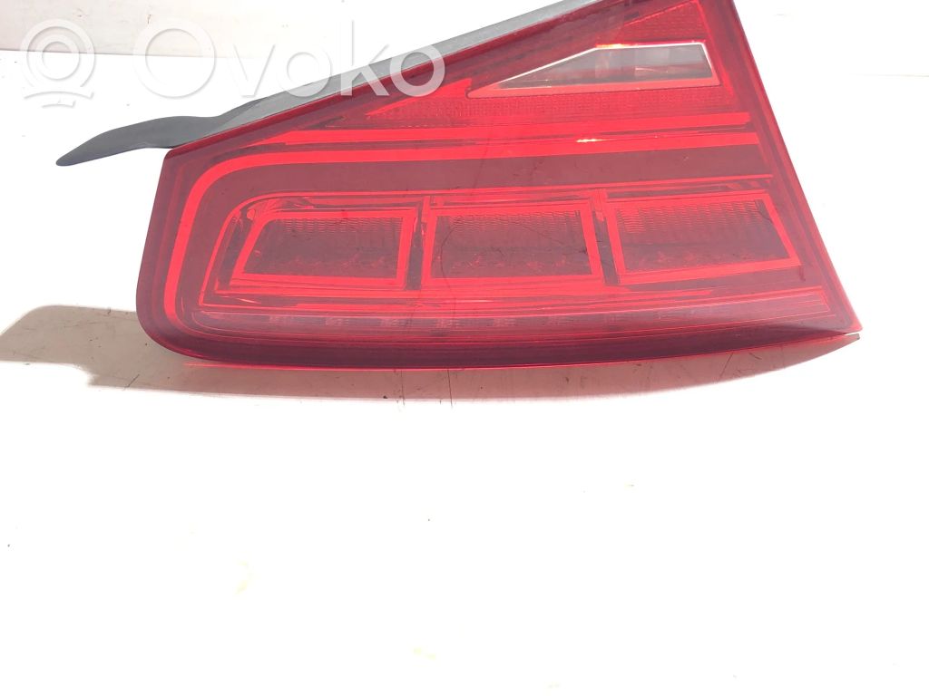 Audi A8 S8 D4 4H Takaluukun takavalot 
