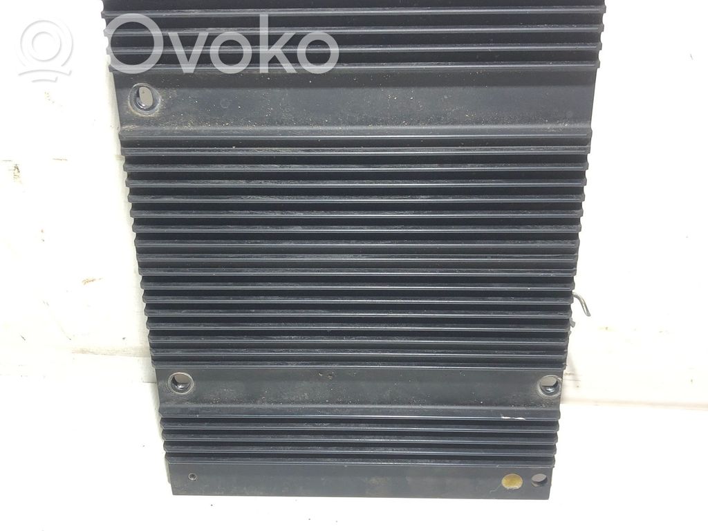 Volvo XC90 Sound amplifier 