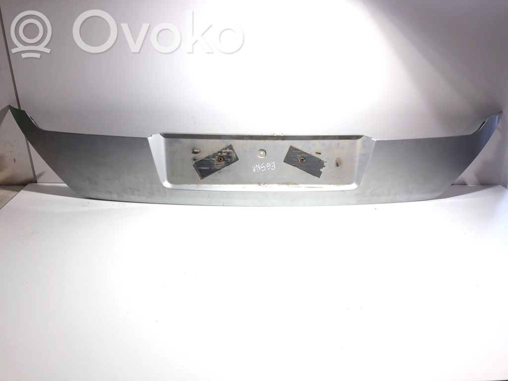 BMW 7 E65 E66 Tailgate trim 