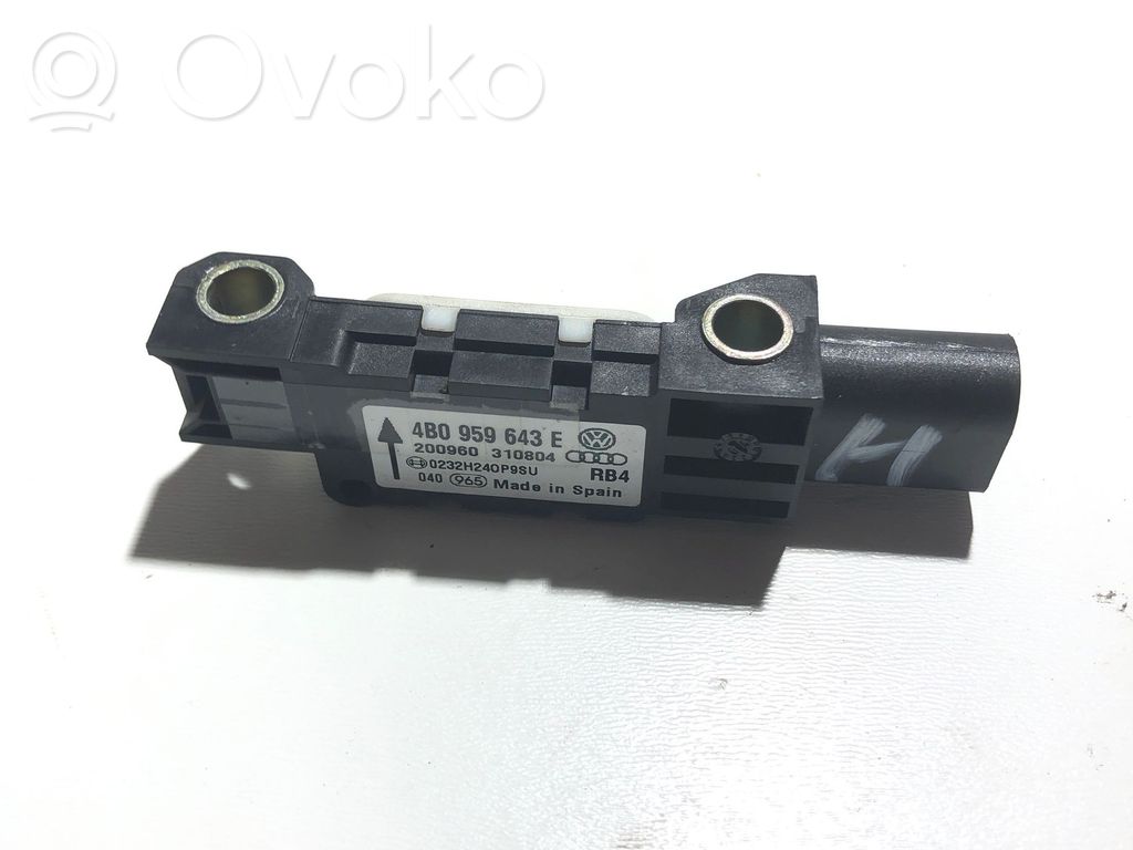 Airbag deployment crash/impact sensor   4B0959643E,310804,200960