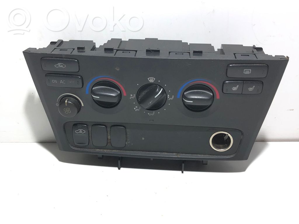Volvo XC70 Climate control unit 