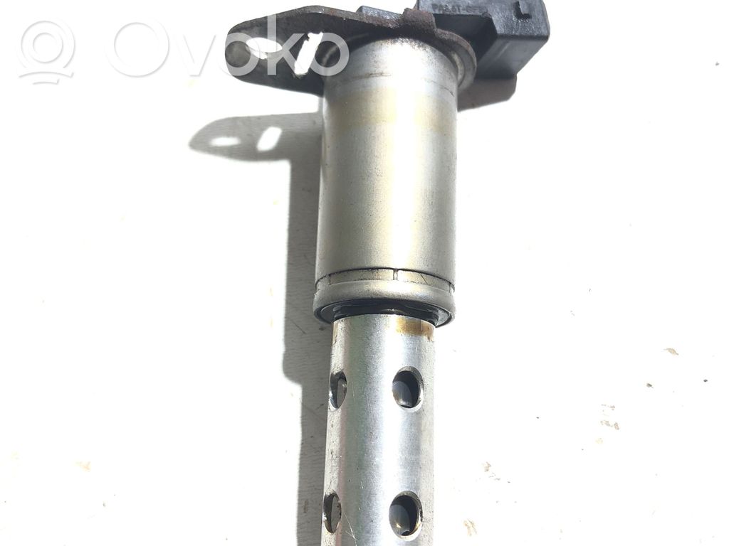 BMW 5 F10 F11 Camshaft vanos timing valve 