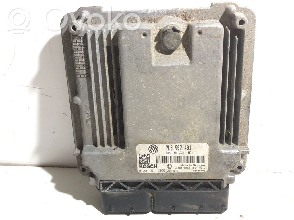 Volkswagen Touareg I Engine control unit/module 