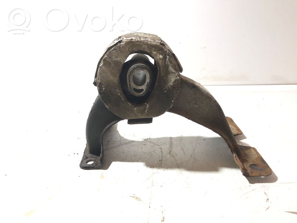 Chrysler Town & Country V Engine mount bracket 