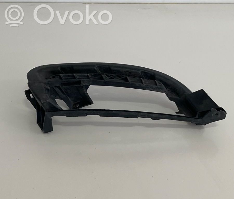 BMW 1 E82 E88 Front fog light trim/grill 