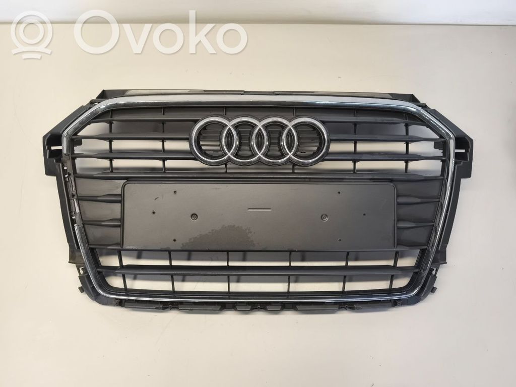 Audi A1 Etusäleikkö 