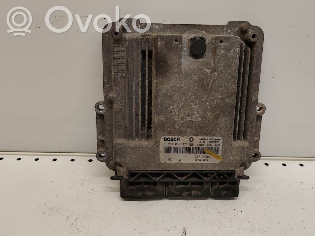 Renault Master III Engine control unit/module 