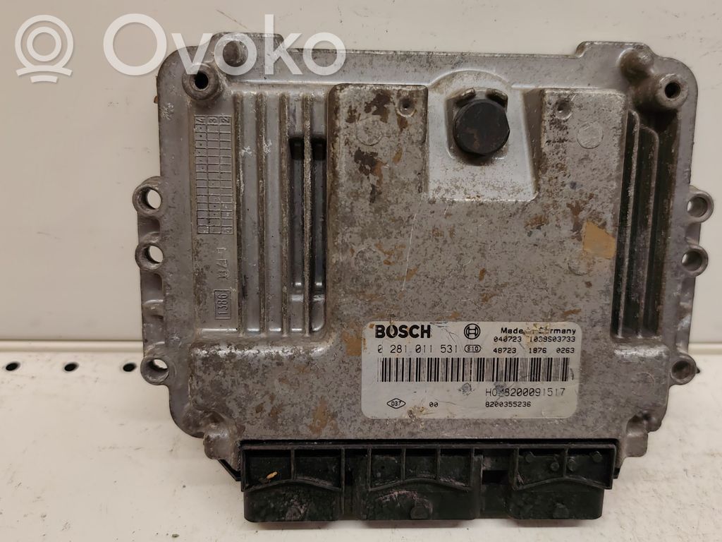 Renault Trafic II (X83) Engine control unit/module 