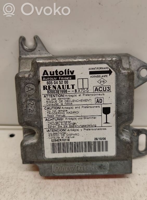 Renault Master II Module de contrôle airbag 