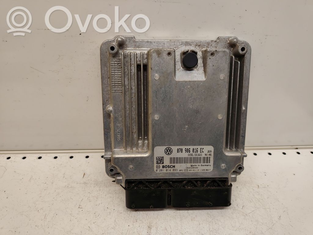 Volkswagen Transporter - Caravelle T5 Unitate/modul de control motor 