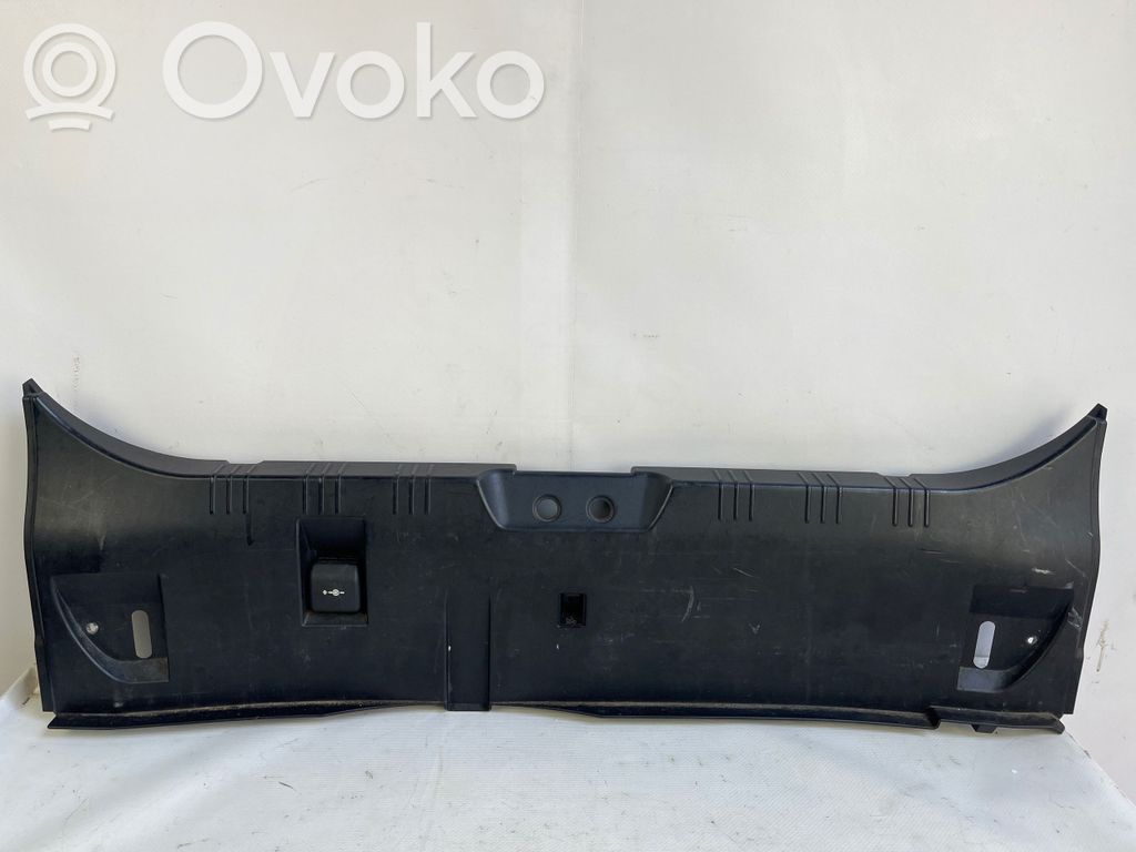 BMW 5 E60 E61 Trunk/boot sill cover protection 