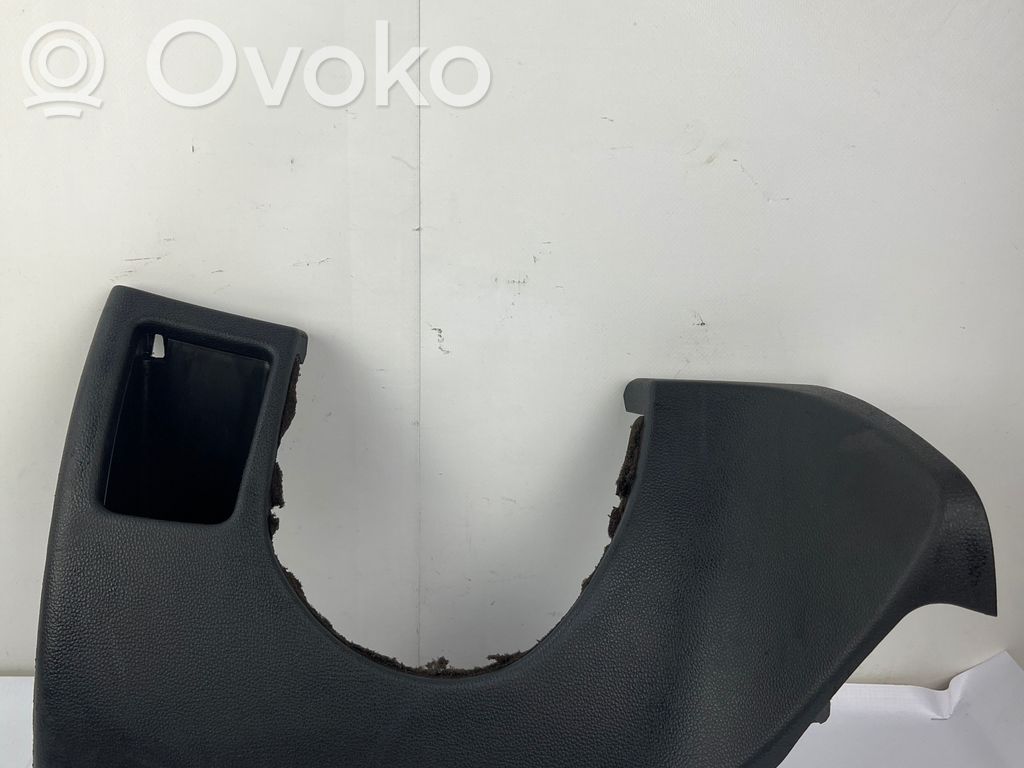 BMW 1 E81 E87 Panelės apdailos skydas (apatinis) 