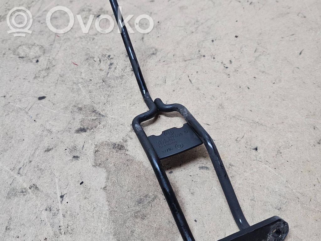 BMW 3 E90 E91 Radiator support slam panel bracket 