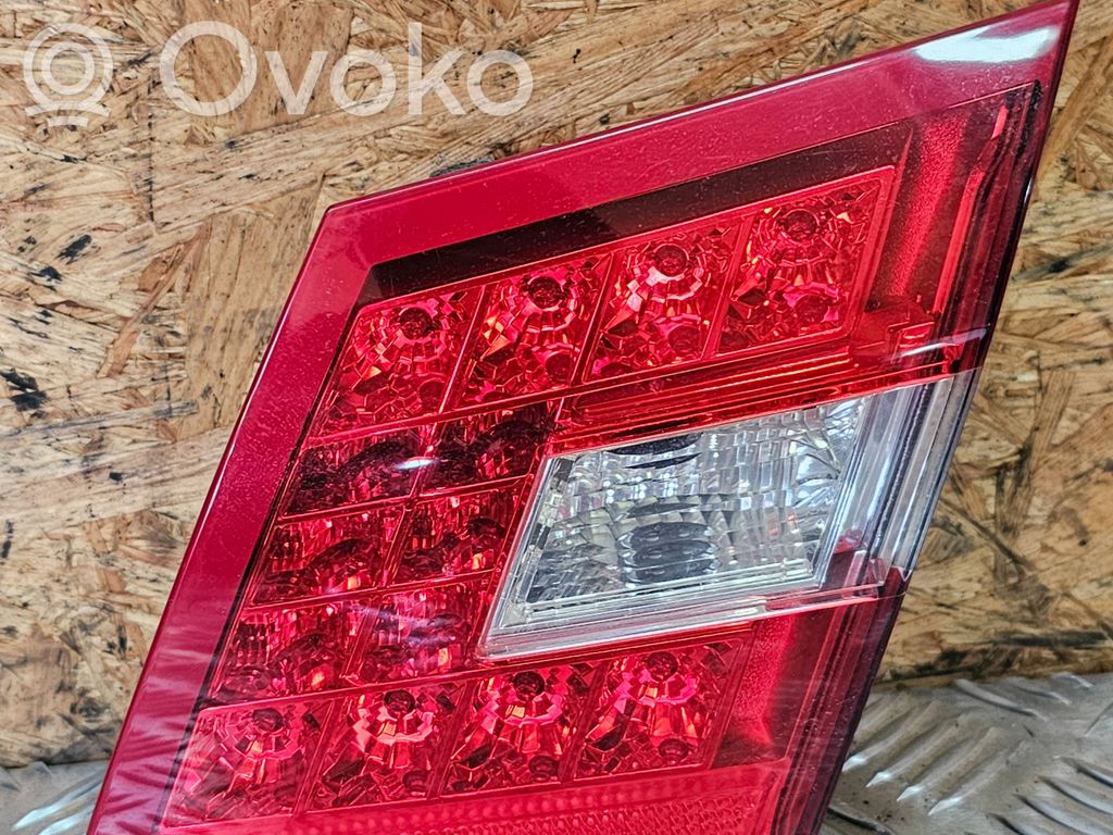 Mercedes-Benz E W212 Luci posteriori del portellone del bagagliaio 
