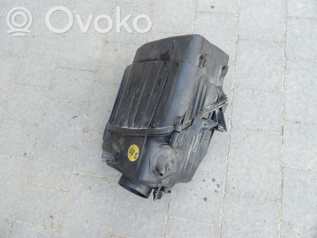 Audi A8 S8 D3 4E Air filter box 